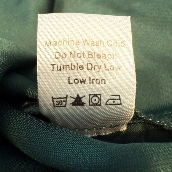 Tuckernuck Green V-Neck Blouse - Picture 6 of 8